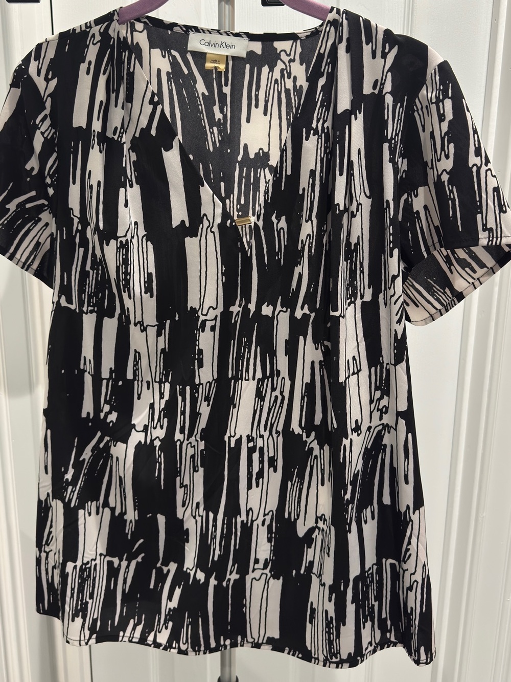 Calvin Klein Abstract Print Short Sleeve Top in Black & White Like New